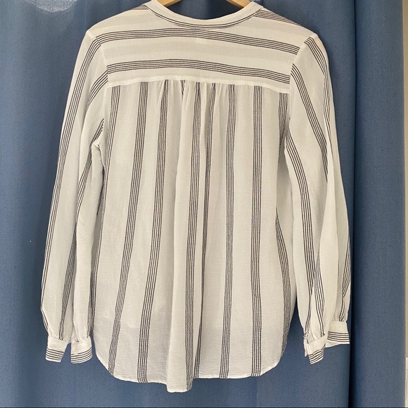 H&M black striped blouse - Picture 2 of 3
